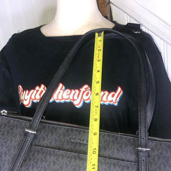 MICHAEL KORS Black Monogram Coated Canvas and Leather Shoulder Bag - Picture 10 of 17